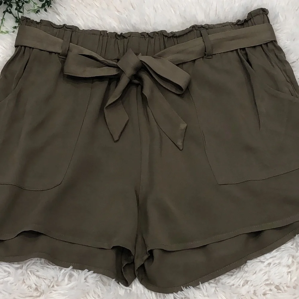 Shinestar shorts